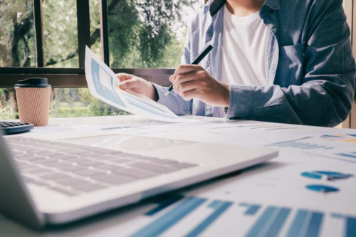 光大證券：給予九洲集團增持評級，2022年目標價位12.55元。